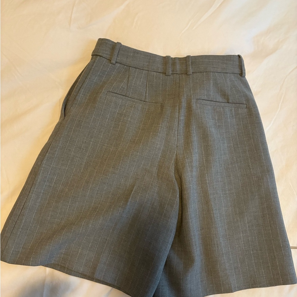 Babaton Gray Pinstripe Shorts - Picture 2 of 4